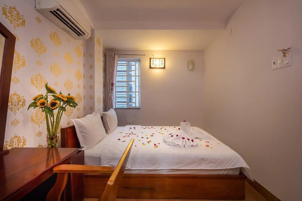Pearl Beach Hotel Nha Trang